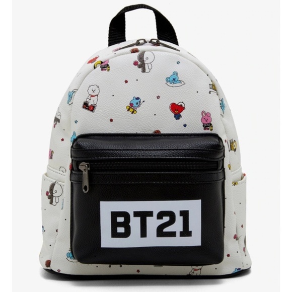 hot topic friends backpack